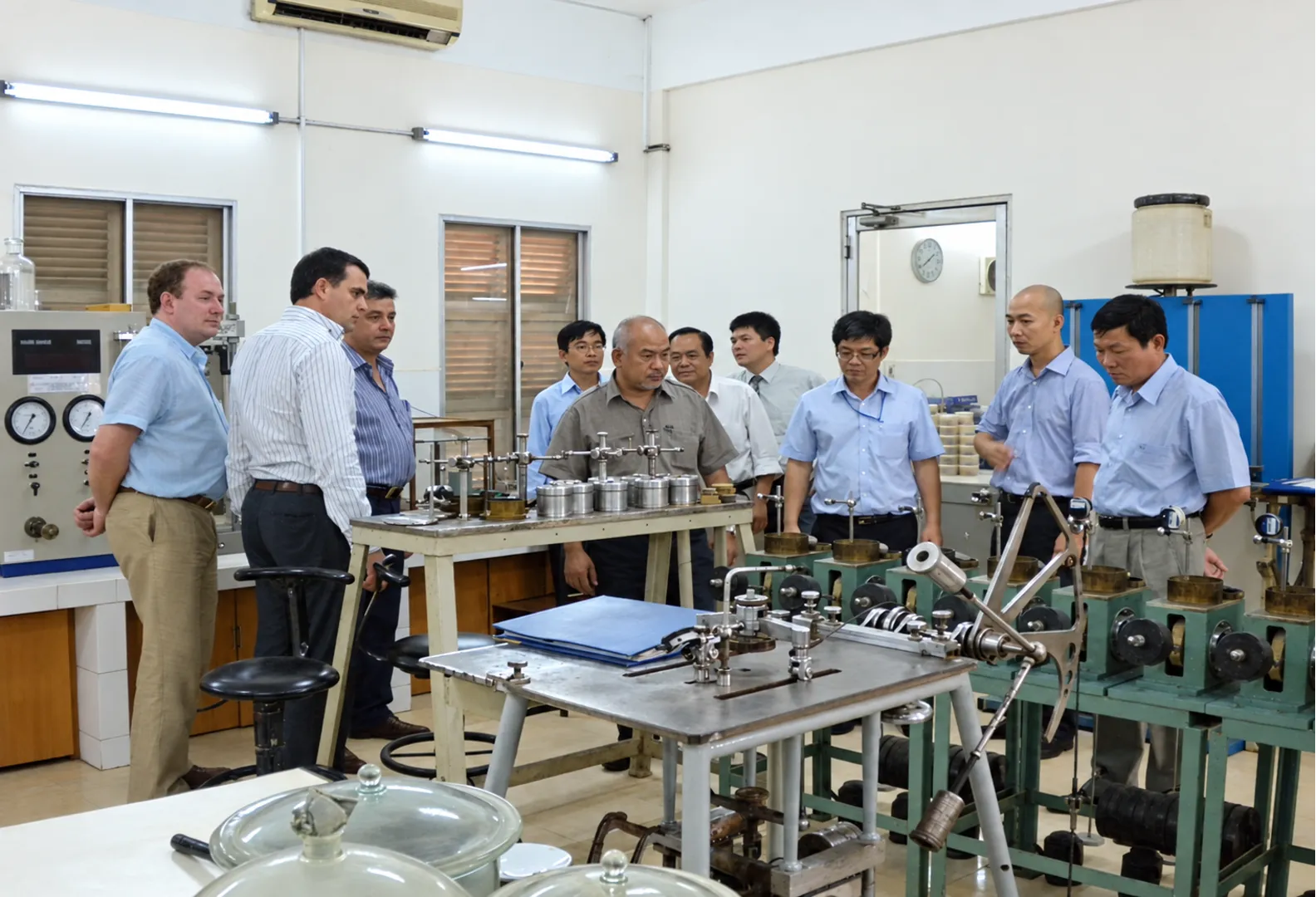 Chuyên gia Tập đoàn E4 của Nga thăm phòng thí nghiệm PSC