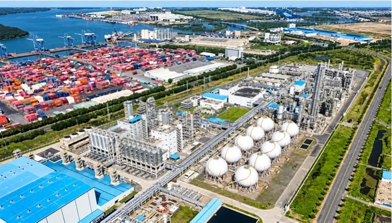 Tổ hợp Hóa dầu và Kho ngầm LPG Hyosung Cái Mép