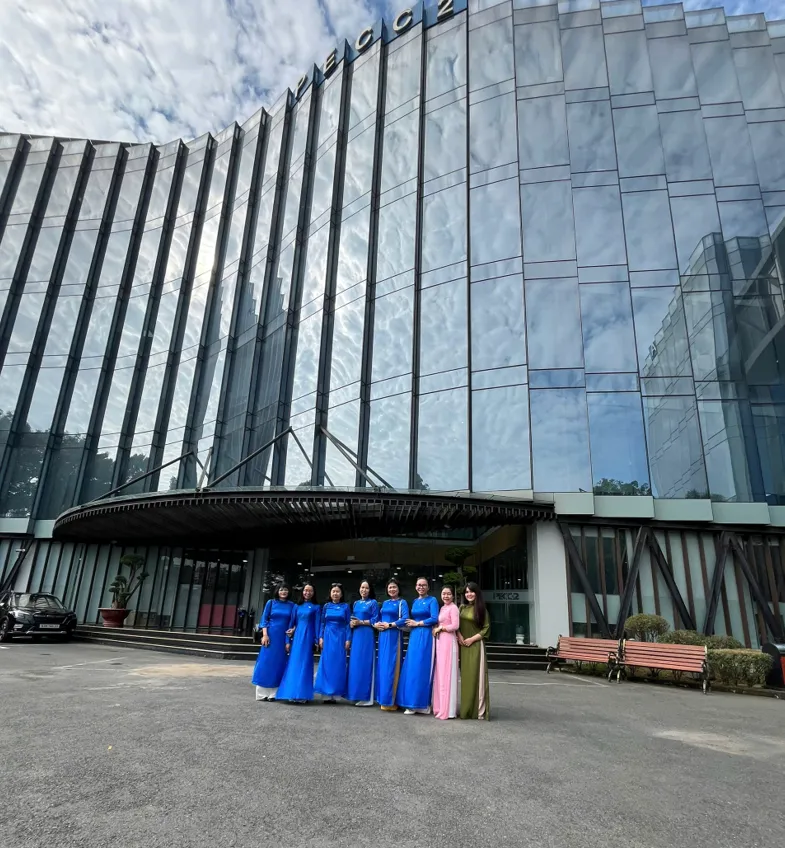 Phụ nữ PSC trước giờ tham gia tọa đàm tại PECC2 Hub