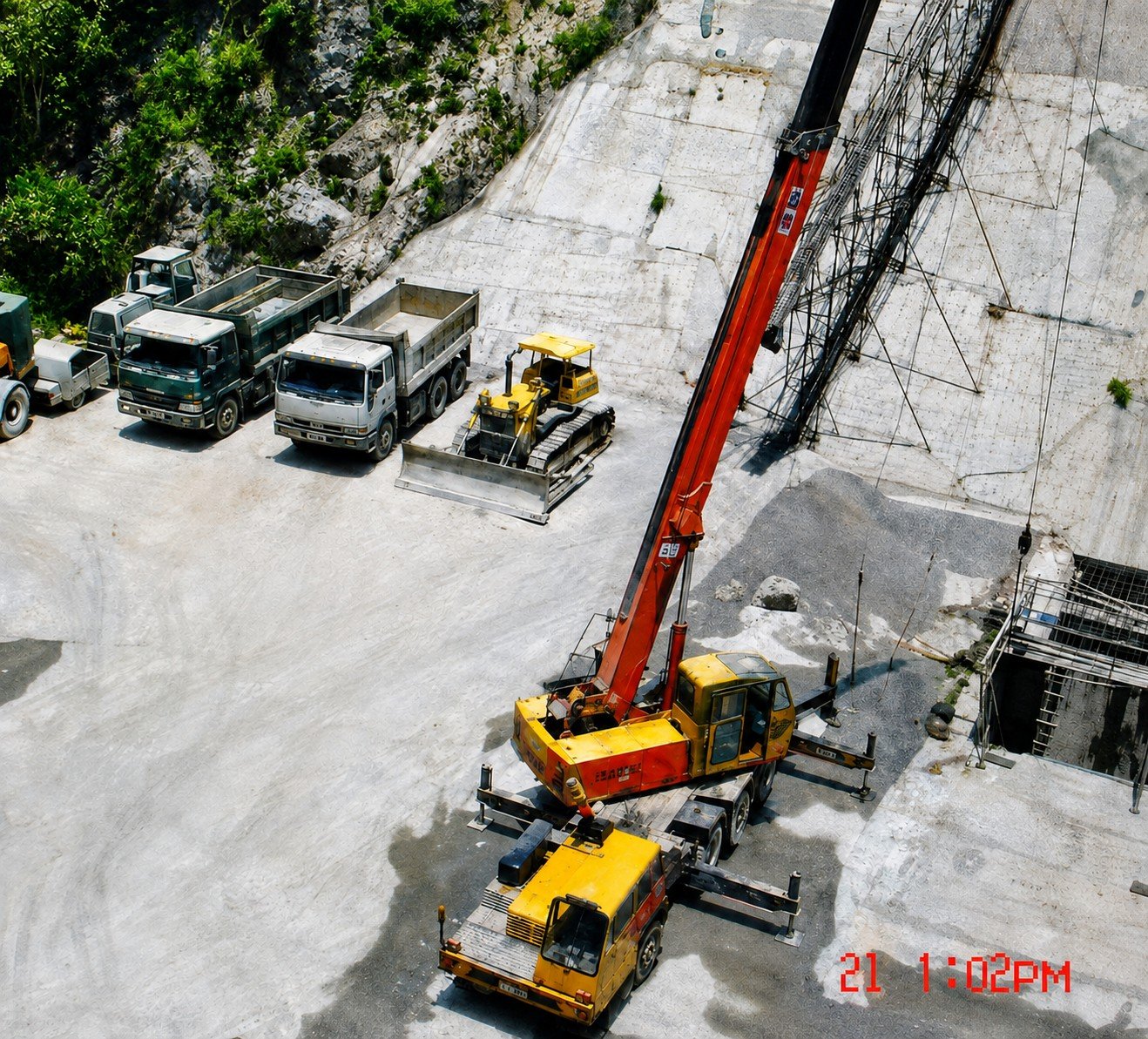 Hình ảnh thi công tại công trường Thủy điện A Vương năm 2003
